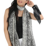 Poly crinkeld chiffon animal printed Scarves